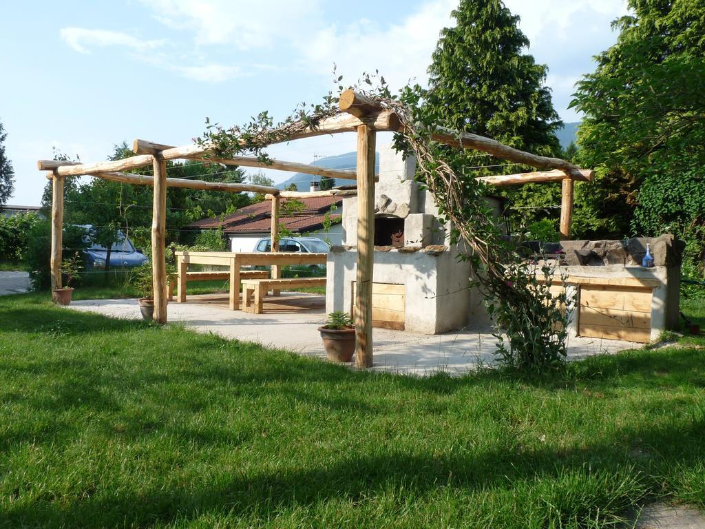 B&B Casa Sul Lago - Appartamenti Calceranica al Lago Zewnętrze zdjęcie