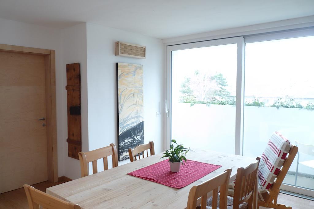 B&B Casa Sul Lago - Appartamenti Calceranica al Lago Pokój zdjęcie